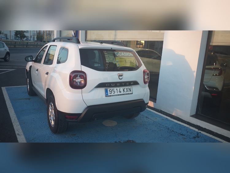 Dacia Duster ESSENTIAL   foto 5